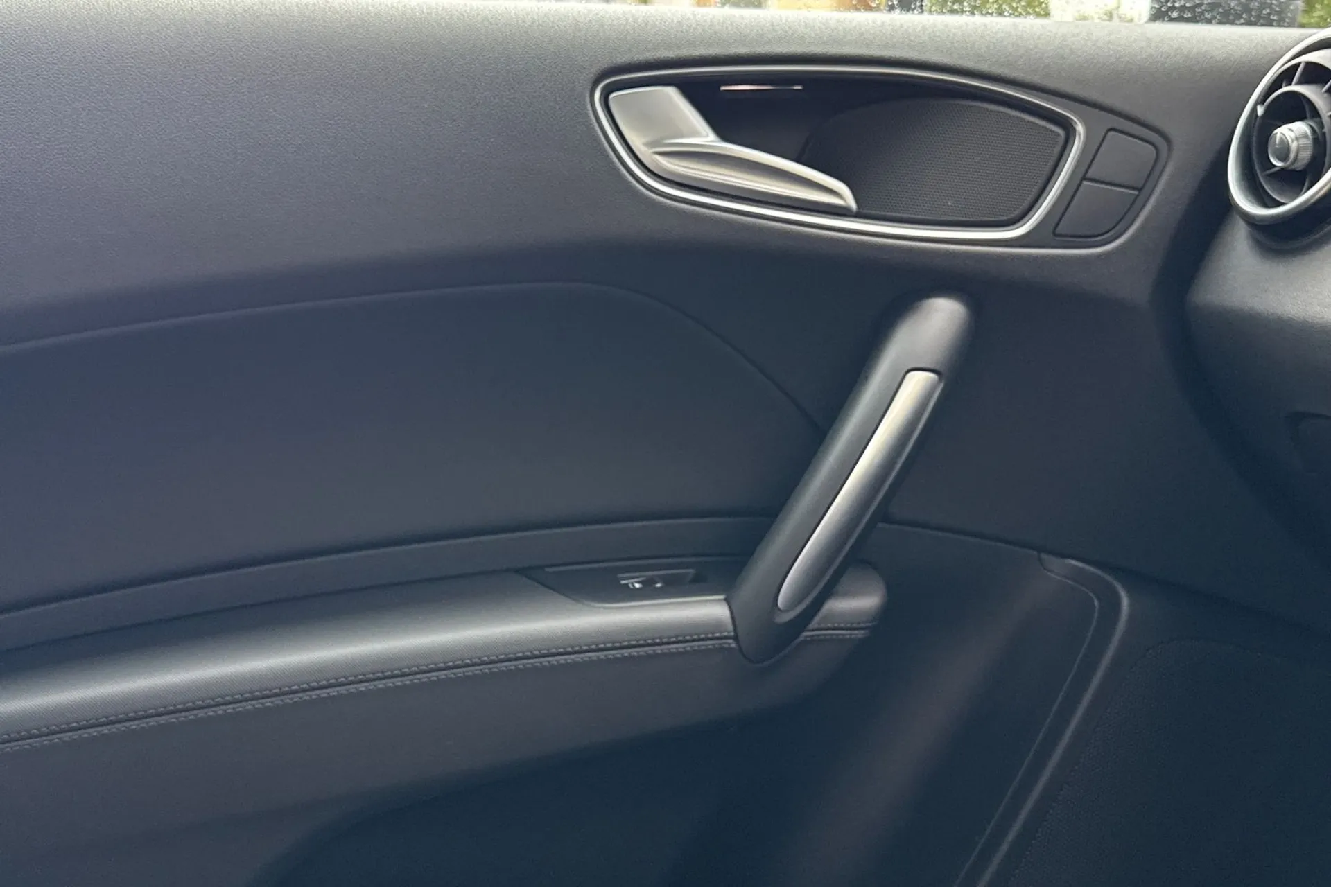 Audi A1 thumbnail image number 39