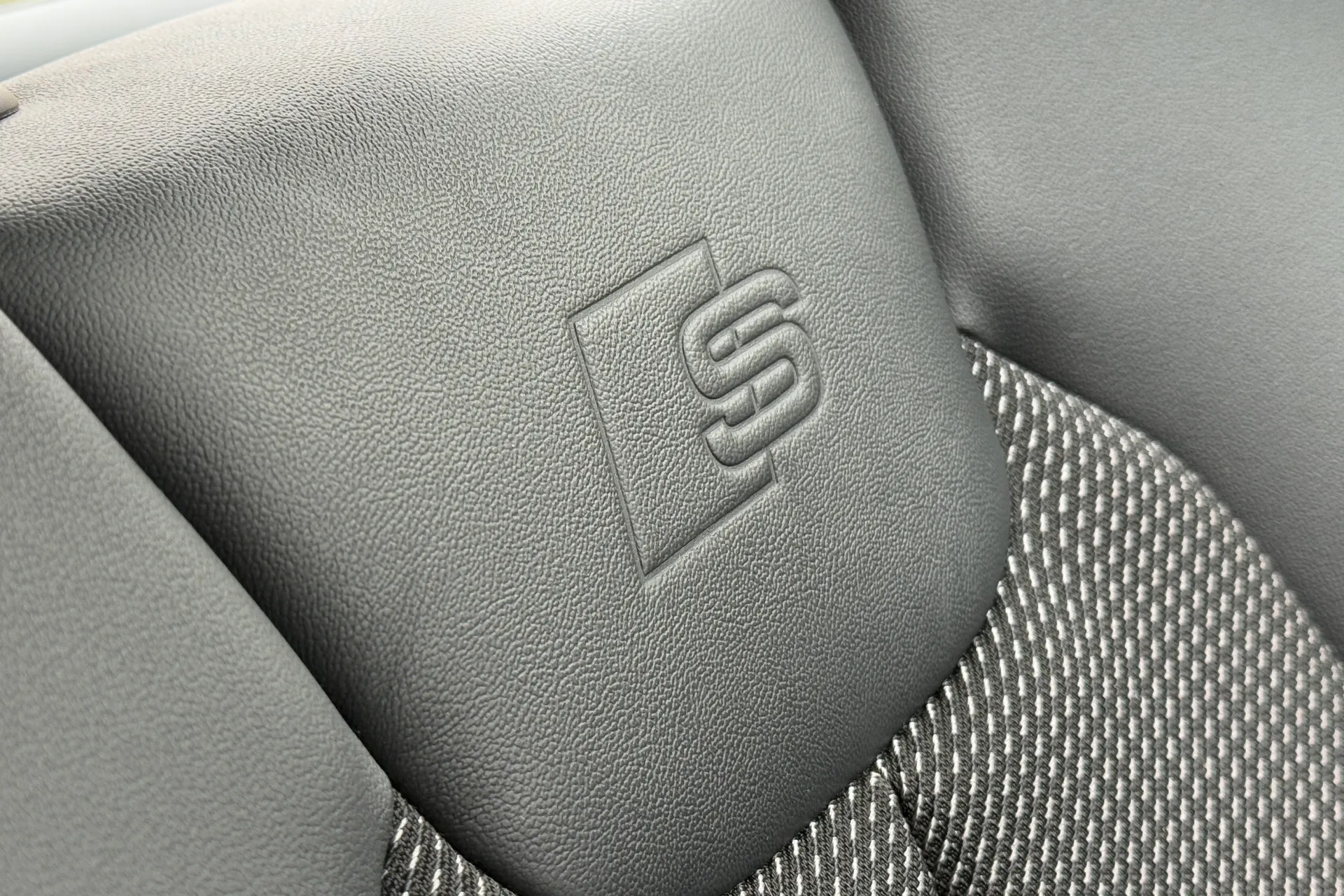 Audi A1 thumbnail image number 25