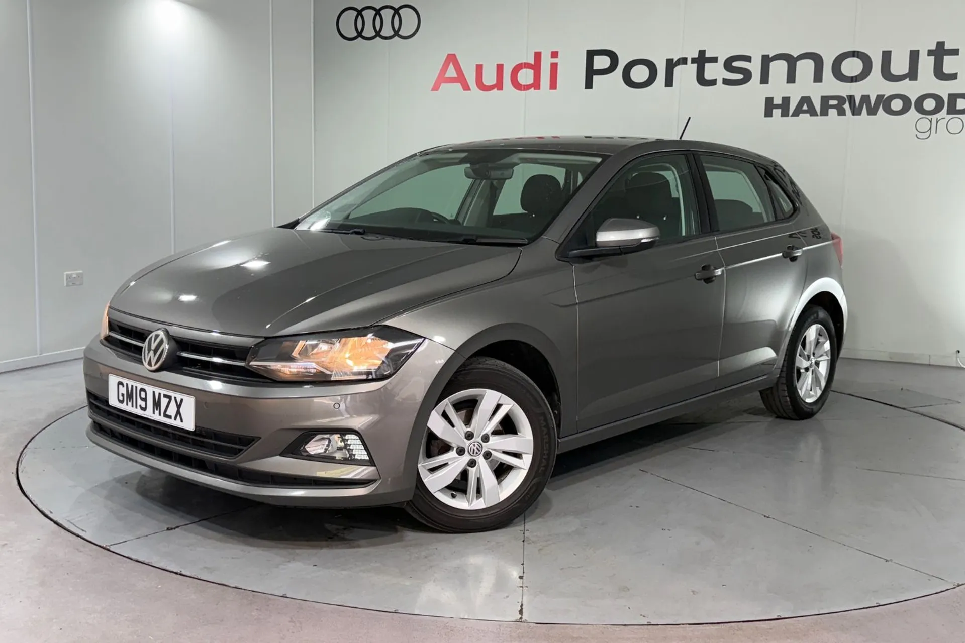 VOLKSWAGEN POLO thumbnail image number 11