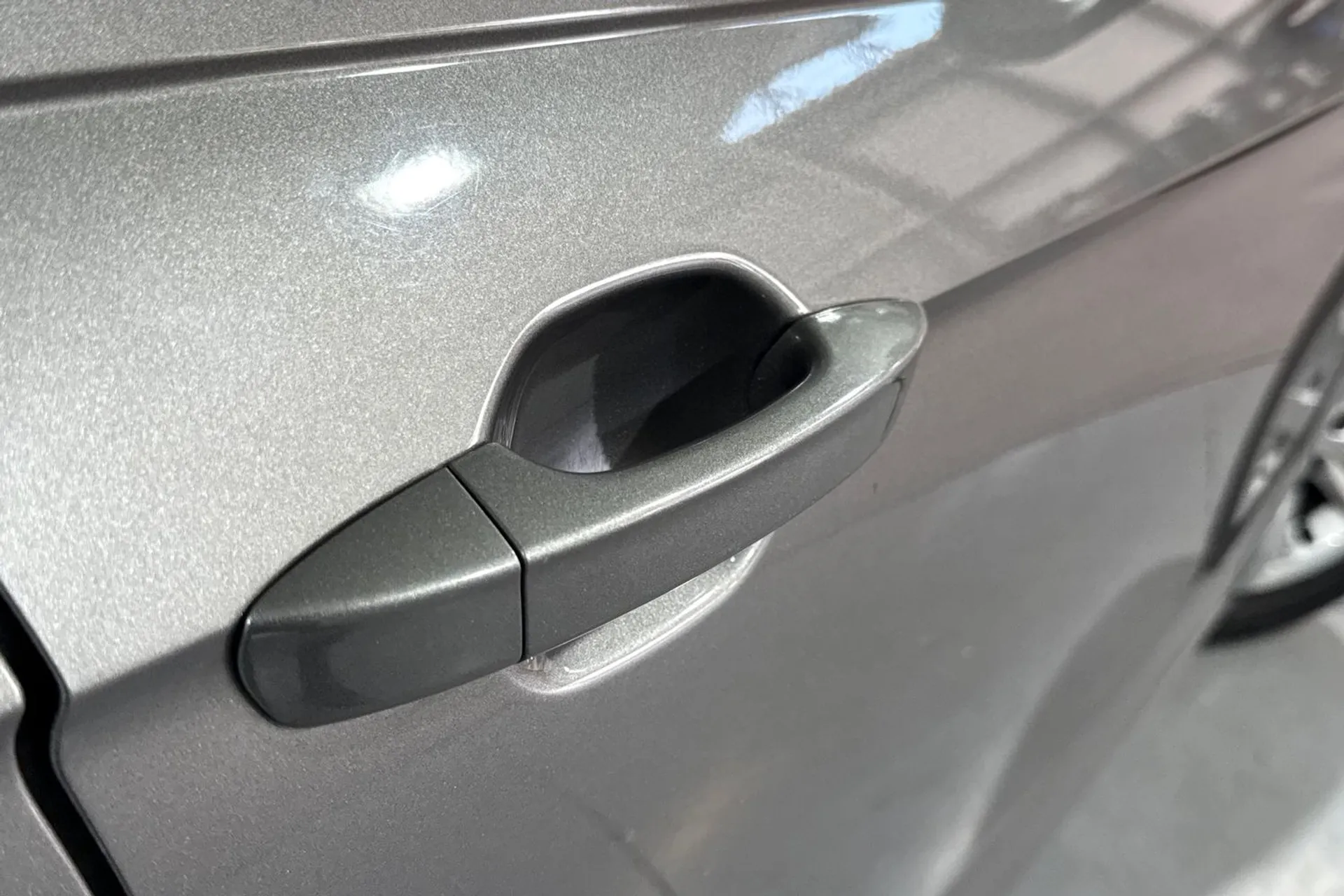 VOLKSWAGEN POLO thumbnail image number 16